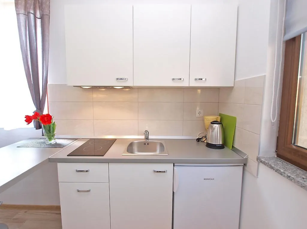 Apartments Drago 589 Fažana
