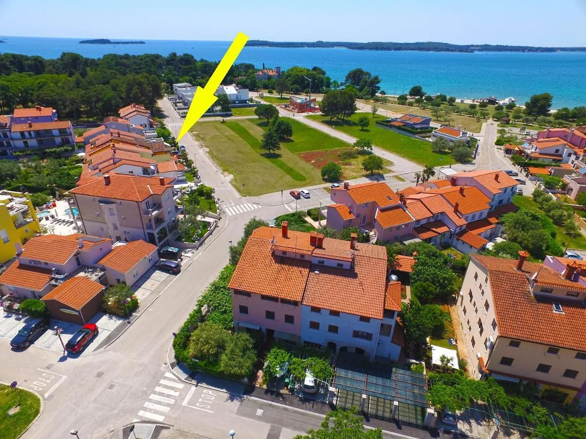 Apartments Drago 589 0*, Fazana Croatia