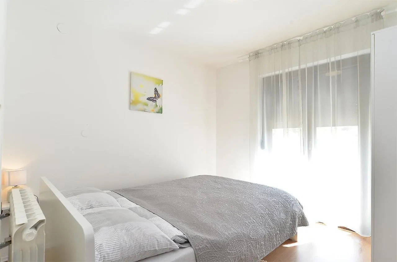 Apartments Drago 589 Fažana Chorvatsko